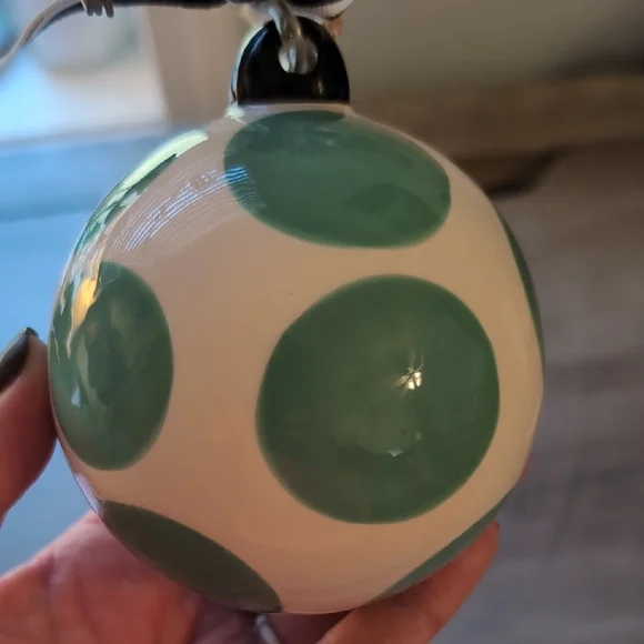 Glory Haus Mr and Mrs wedding ornament/ ball - Picture 3 of 3